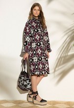 トリー バーチ 2017年リゾートコレクション - ジャマイカのリゾート地に揺らめく安らぎと洗練さ｜写真20