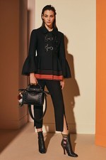 フェンディ 2017年プレフォールコレクション - おとぎ話の世界へ誘うファッションの魔法｜写真13