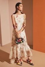 フェンディ 2017年プレフォールコレクション - おとぎ話の世界へ誘うファッションの魔法｜写真19