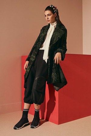 フェンディ 2017年プレフォールコレクション - おとぎ話の世界へ誘うファッションの魔法｜写真7