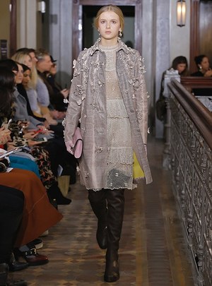 ヴァレンティノ(VALENTINO) 2017年プレフォールウィメンズコレクション  - 写真25