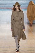 ヴィヴィアン・ウエストウッド 2017年秋冬コレクション - ファッションは自由に長く楽しむもの｜写真15