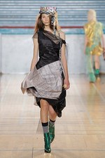 ヴィヴィアン・ウエストウッド 2017年秋冬コレクション - ファッションは自由に長く楽しむもの｜写真48