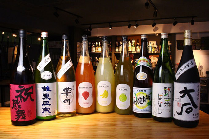 300種類以上の日本酒・梅酒・果実酒・焼酎を時間無制限で飲み比べ、1店舗の入店料で3専門店回遊可 | 写真