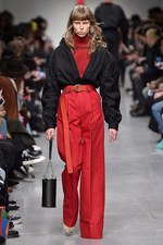 ジョン ローレンス サリバン 2017年秋冬コレクション - ドイツの風が力強い色彩を乗せて｜写真2