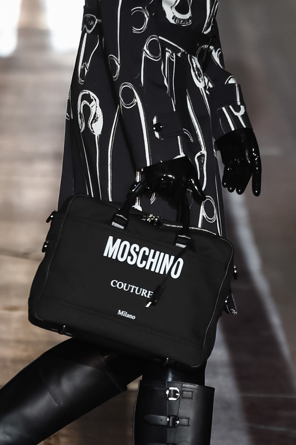 モスキーノ(MOSCHINO) 2018-19年秋冬ウィメンズ&メンズコレクション  - 写真26