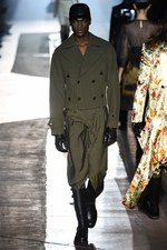 モスキーノ 2018-19年秋冬メンズコレクション - “見せる色気”と“隠す色気”｜写真71