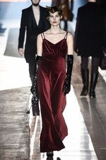 モスキーノ 2018-19年秋冬メンズコレクション - “見せる色気”と“隠す色気”｜写真65