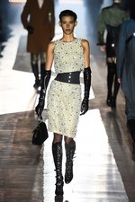 モスキーノ 2018-19年秋冬メンズコレクション - “見せる色気”と“隠す色気”｜写真79