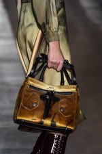 モスキーノ 2018-19年秋冬メンズコレクション - “見せる色気”と“隠す色気”｜写真91