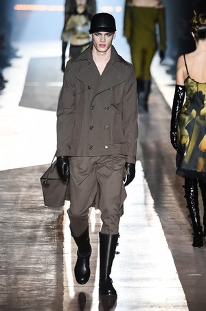 モスキーノ(MOSCHINO) 2018-19年秋冬ウィメンズ&メンズコレクション  - 写真84