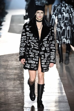 モスキーノ(MOSCHINO) 2018-19年秋冬ウィメンズ&メンズコレクション  - 写真27
