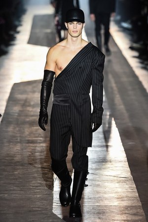 モスキーノ(MOSCHINO) 2018-19年秋冬ウィメンズ&メンズコレクション  - 写真4