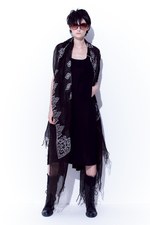 フォークロアをエッセンスに、新しいシルエットを追求 - ワイズ(Y's) 2012年春夏コレクション｜写真5