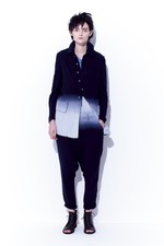 フォークロアをエッセンスに、新しいシルエットを追求 - ワイズ(Y's) 2012年春夏コレクション｜写真12