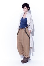 フォークロアをエッセンスに、新しいシルエットを追求 - ワイズ(Y's) 2012年春夏コレクション｜写真17