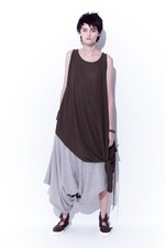 フォークロアをエッセンスに、新しいシルエットを追求 - ワイズ(Y's) 2012年春夏コレクション｜写真20