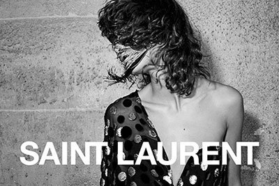 サンローランの新作ムービー、パリの夜空に「YSL」ロゴが浮かぶ17年春夏コレクション