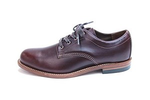ウルヴァリン、1000マイル歩いても壊れないほど堅牢な「1000マイル オックスフォード」日本別注靴