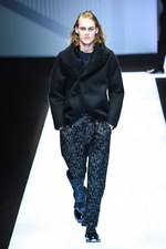 エンポリオ アルマーニ 2017-18年秋冬メンズコレクション - 現代男性を多角的に紐解く｜写真17