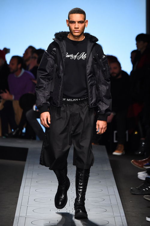 マルセロ・ブロン カウンティ・オブ・ミラン(MARCELO BURLON COUNTY OF MILAN) 2017-18年秋冬ウィメンズ&メンズコレクション  - 写真43