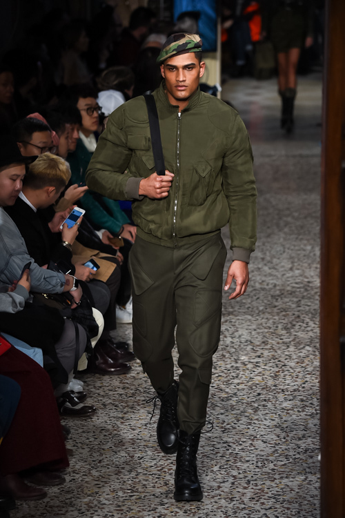 モスキーノ 2017-18年秋冬<span>コレクション</span> - 写真24