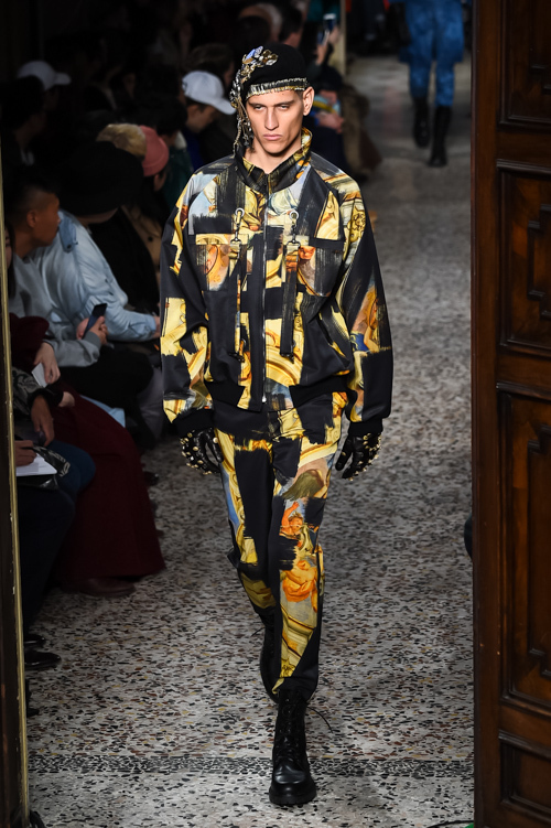 モスキーノ(MOSCHINO) 2017-18年秋冬ウィメンズ&メンズコレクション シルエット - 写真58