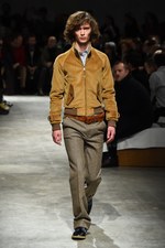 プラダ 2017-18年秋冬メンズコレクション - アートで昇華する70年代のカジュアルスタイル｜写真2