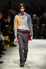 プラダ 2017-18年秋冬メンズコレクション - アートで昇華する70年代のカジュアルスタイル｜写真74