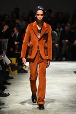 プラダ 2017-18年秋冬メンズコレクション - アートで昇華する70年代のカジュアルスタイル｜写真81