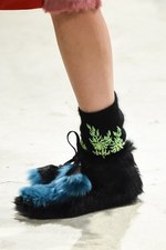 プラダ 2017-18年秋冬メンズコレクション - アートで昇華する70年代のカジュアルスタイル｜写真88