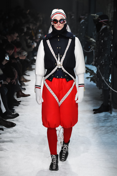 モンクレール ガム・ブルー(MONCLER GAMME BLEU) 2017-18年秋冬メンズコレクション シルエット - 写真12