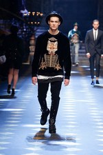 ドルチェ＆ガッバーナ 2017年秋冬メンズコレクション - 今を生きる若者に賞賛の声を｜写真96