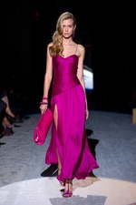 終わらない夏を感じさせる、ラグジュアリーなセクシースタイル - サルヴァトーレ フェラガモ 2012年春夏コレクション｜写真26