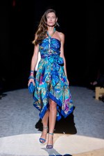 終わらない夏を感じさせる、ラグジュアリーなセクシースタイル - サルヴァトーレ フェラガモ 2012年春夏コレクション｜写真30