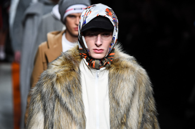 ラップコート｜MSGM 2017-18年秋冬メンズコレクション - 進化し続けるミックス＆マッチ