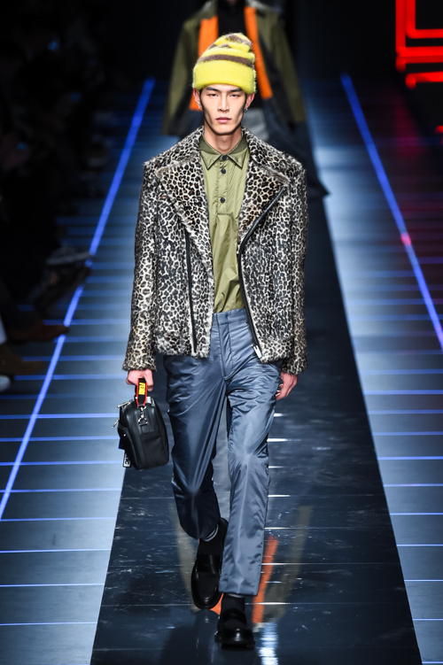 フェンディ(FENDI) 2017-18年秋冬メンズコレクション  - 写真19