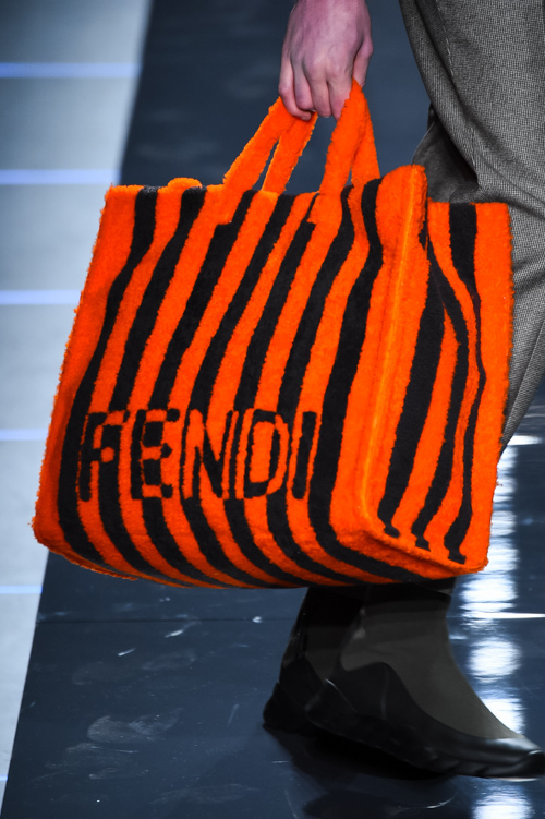 フェンディ(FENDI) 2017-18年秋冬メンズコレクション ディテール - 写真19