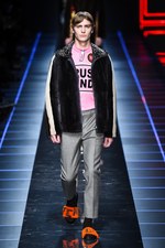 フェンディ 2017-18年秋冬メンズコレクション - 彩りを帯び、踊りだす日常の洋服たち｜写真15