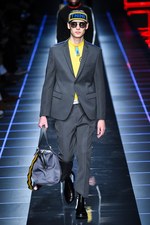 フェンディ 2017-18年秋冬メンズコレクション - 彩りを帯び、踊りだす日常の洋服たち｜写真46