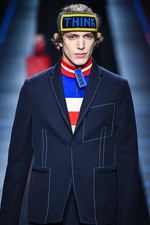 フェンディ 2017-18年秋冬メンズコレクション - 彩りを帯び、踊りだす日常の洋服たち｜写真58