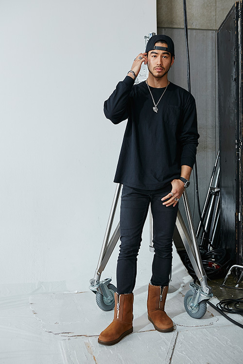 UGG×3.1 フィリップ リムのコラボブーツ、80年代LAが着想源のポップカラーやジッパーデザイン - ファッションプレス