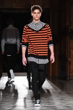 ジバンシィ バイ リカルド ティッシ 17年秋冬メンズコレクション - ラグジュアリーな新旧の融合｜写真19