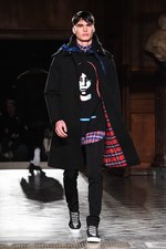 ジバンシィ バイ リカルド ティッシ 17年秋冬メンズコレクション - ラグジュアリーな新旧の融合｜写真7