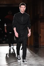 ジバンシィ バイ リカルド ティッシ 17年秋冬メンズコレクション - ラグジュアリーな新旧の融合｜写真67