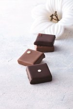 「アムール・デュ・ショコラ」新宿高島屋のバレンタイン、1粒ショコラショップや日本初チョコレート小籠包｜写真7