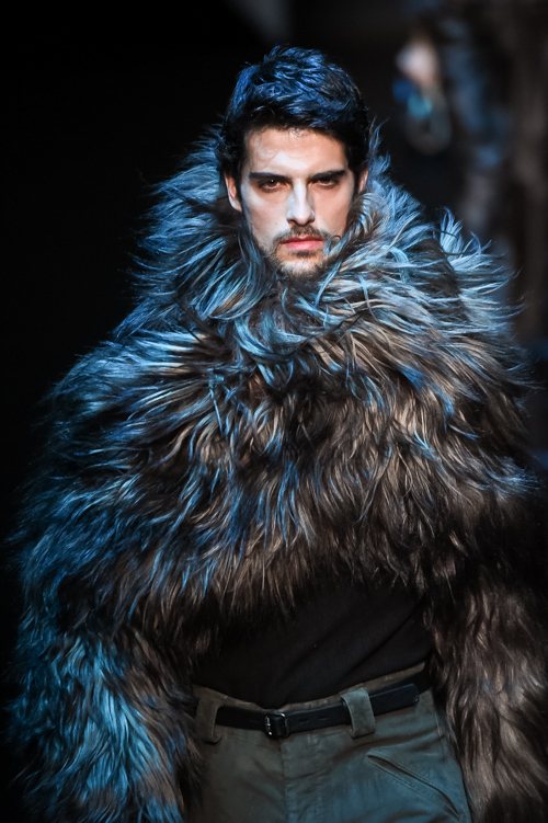 ジョルジオ アルマーニ(Giorgio Armani) 2017-18年秋冬ウィメンズ&メンズコレクション  - 写真100