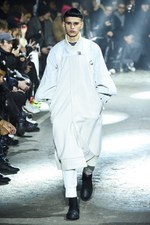 ユリウス 2017-18年秋冬コレクション - 新時代は今、そして未来へ｜写真2