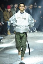 ユリウス 2017-18年秋冬コレクション - 新時代は今、そして未来へ｜写真14