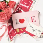 ロンシャン(LONGCHAMP) LOVE｜写真1